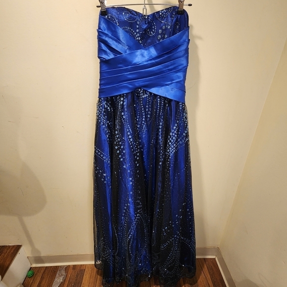 Hailey Logan Adrianna Papell navy blue sparkle long evening dress strapless 9/10 - Picture 3 of 16